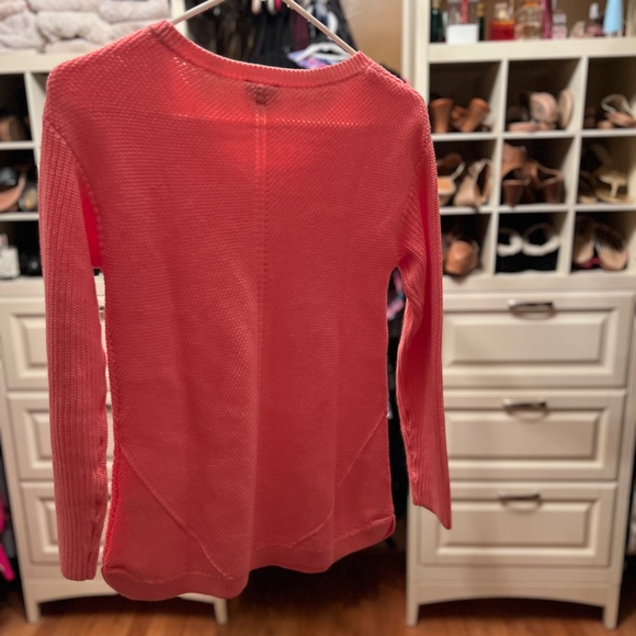 Talbots, coral sweater, Size Petite P - Picture 3 of 4